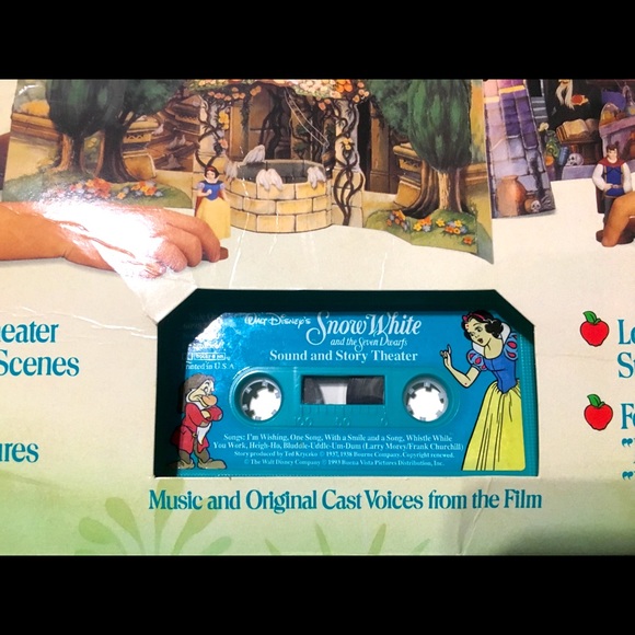 DISNEY SNOW WHITE AND THE SEVEN DWARFS THEATER 90s - Picture 11 of 16